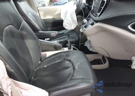 2022 Chrysler Pacifica Touring L z USA, uszkodzony, nr VIN 2C4RC1BG8NR126585